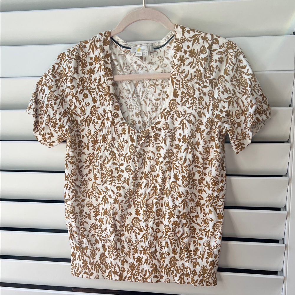 Boden Brown and White Floral V-Neck Blouse